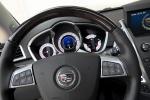 Cadillac SRX 2012 года